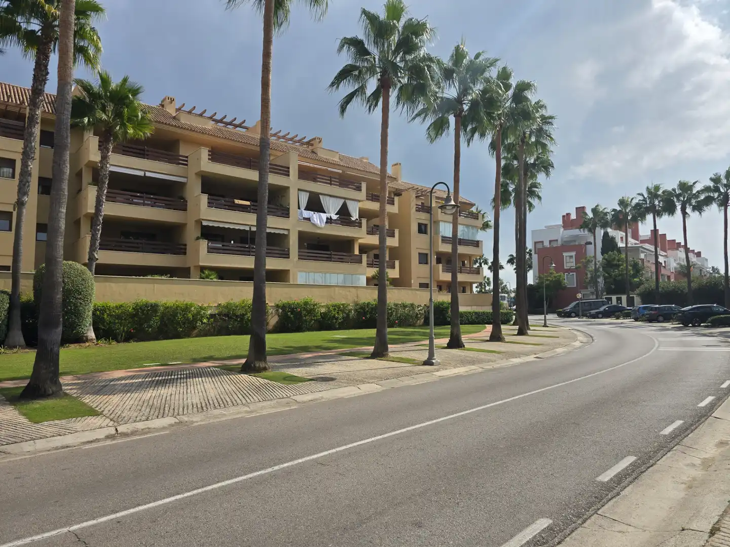 Apartamento con piscina en venta en Avenida de la Marina, imagen 2