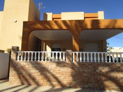 Vista exterior de Casa o xalet en venda en Cartagena amb Aire condicionat, Terrassa i Piscina