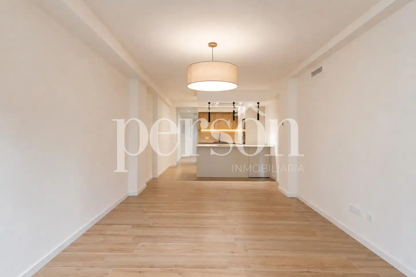 Piso en venta en Valencia con Aire acondicionado, Calefacción y Balcón