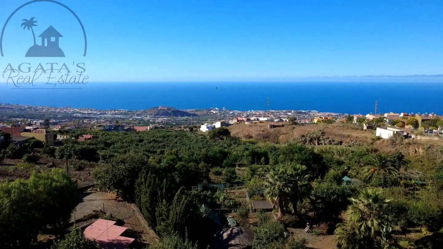 Vista exterior de Finca rústica en venda en La Orotava amb Jardí privat i Terrassa