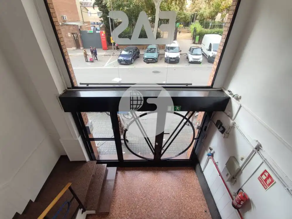 Business premises for sale in Sant Andreu, imagen 3