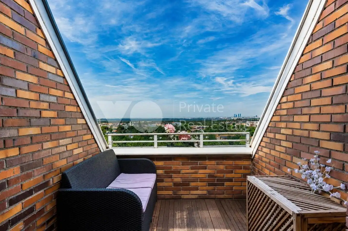 Terraza de Dúplex en venta en Majadahonda con Aire acondicionado, Calefacción y Parquet