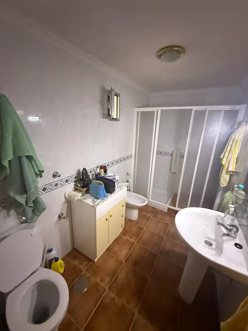 Bany de Casa o xalet en venda en El Bonillo amb Calefacció, Jardí privat i Moblat