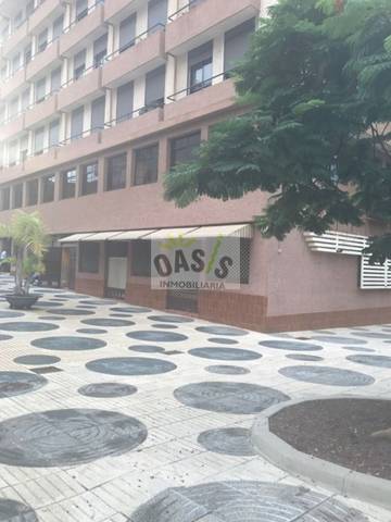 Local comercial en Alquiler en Urbanización Anaga