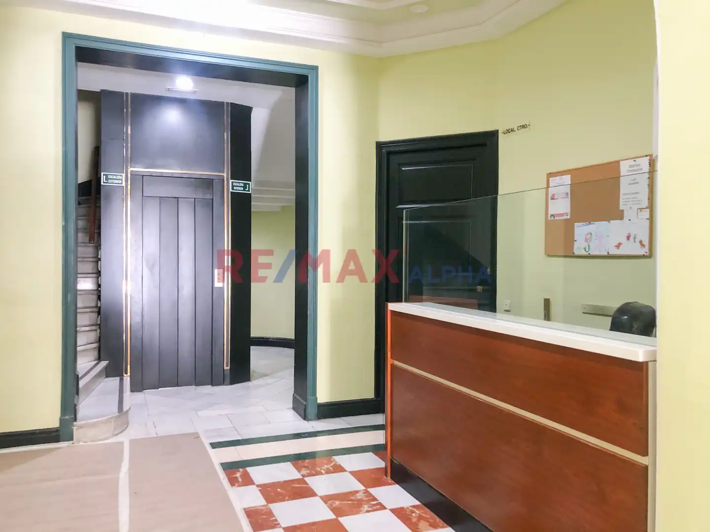 Flat for rent in Madrid  with Air Conditioner, Heating and Furnished