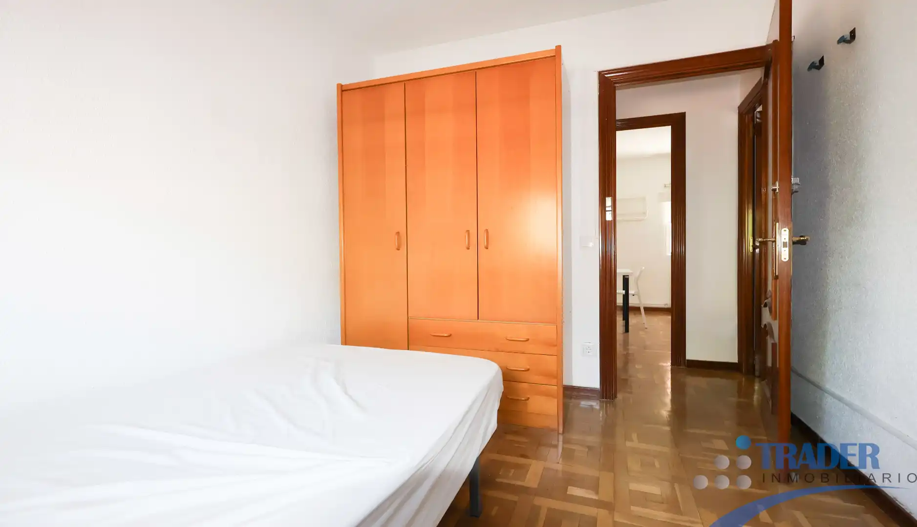 Dormitori de Pis en venda en Leganés amb Jardí privat, Terrassa i Balcó