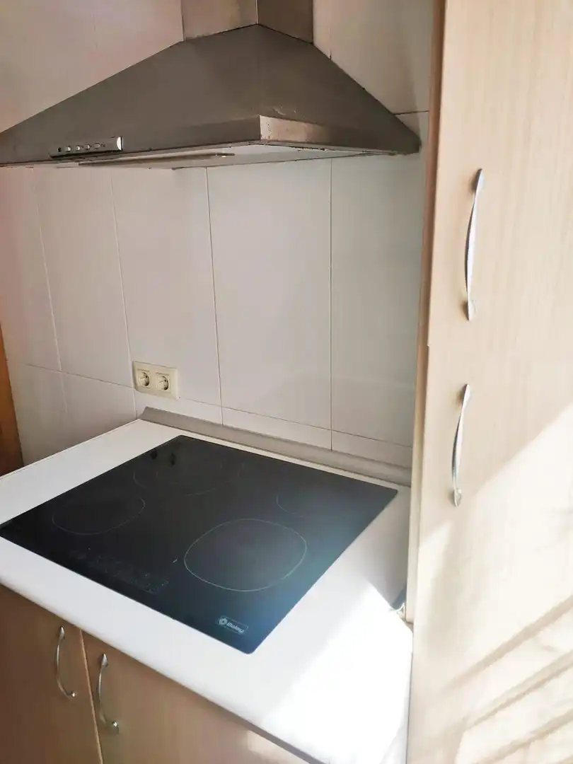 Cuina de Estudi en venda en Salou amb Aire condicionat, Calefacció i Moblat