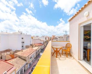 Vista exterior de Estudi en venda en Torrevieja amb Terrassa