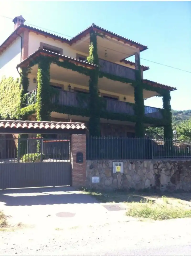 Vista exterior de Casa o chalet en venta en Valdastillas con Aire acondicionado, Calefacción y Terraza