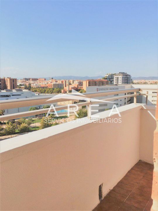 Terraza de Apartamento de alquiler en  Valencia Capital con Aire acondicionado, Calefacción y Terraza