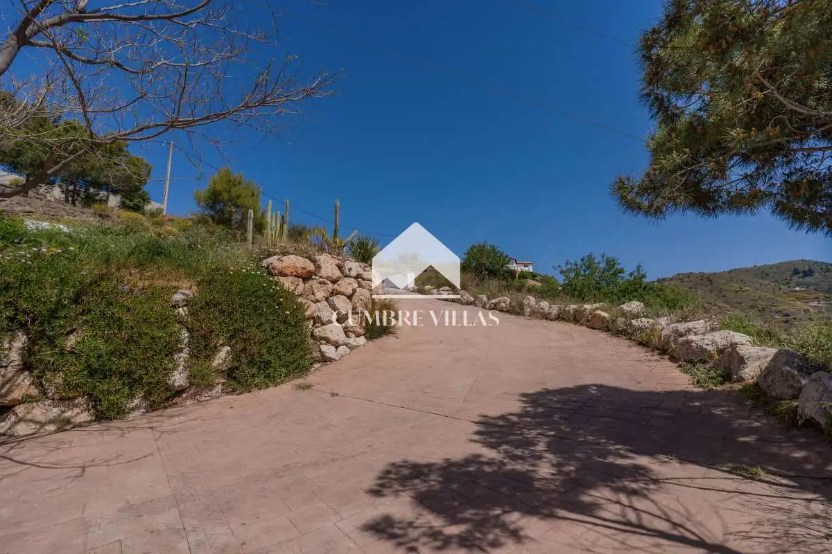 Casa rústica amb jardí en venda a Ítrabo, imagen 40