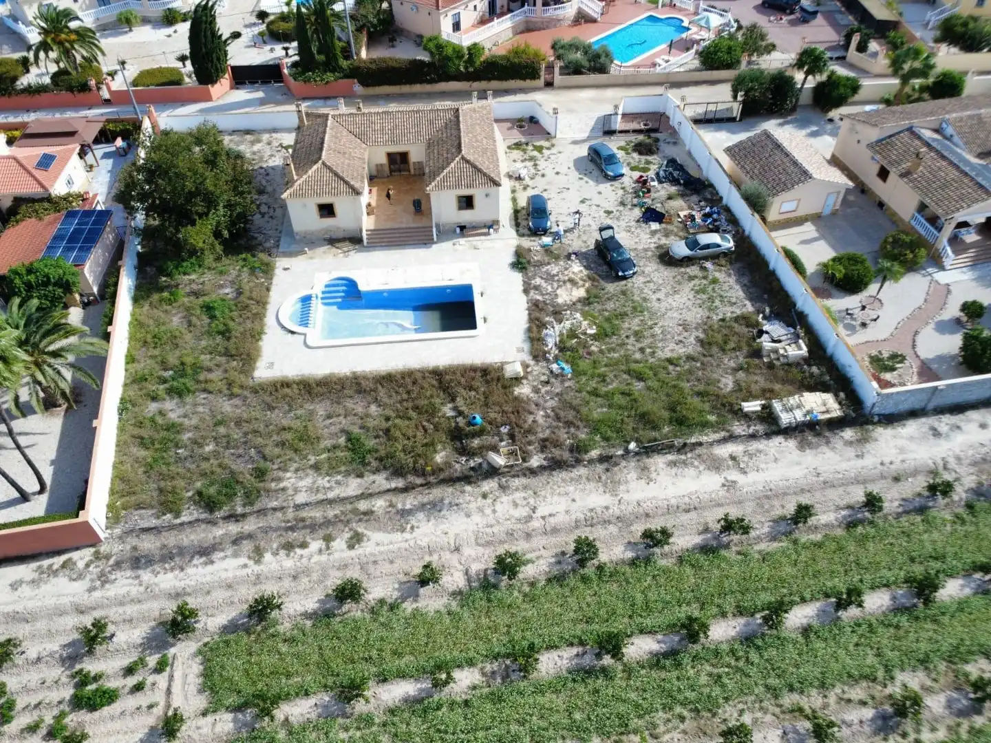 House with pool for sale in Catral