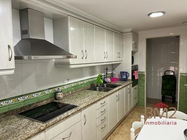 Flat with lift for sale in Zona Papa Luna - Platja del Gurugú