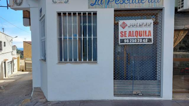 Local comercial en Alquiler en Calle DOCT. FACUNDO TOMAS MARTI en Buñol