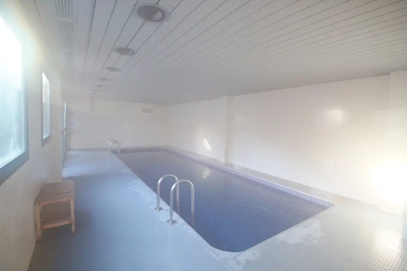 Swimming pool of Flat for rent in El Campello  with Air Conditioner, Private garden and Terrace