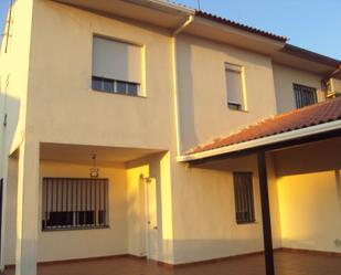 Vista exterior de Casa o xalet de lloguer en Almodóvar del Campo