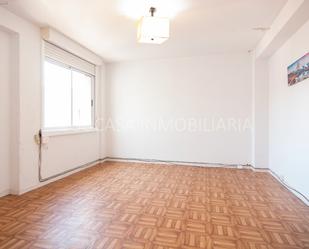 Flat for sale in Carral  with Oven and Internet