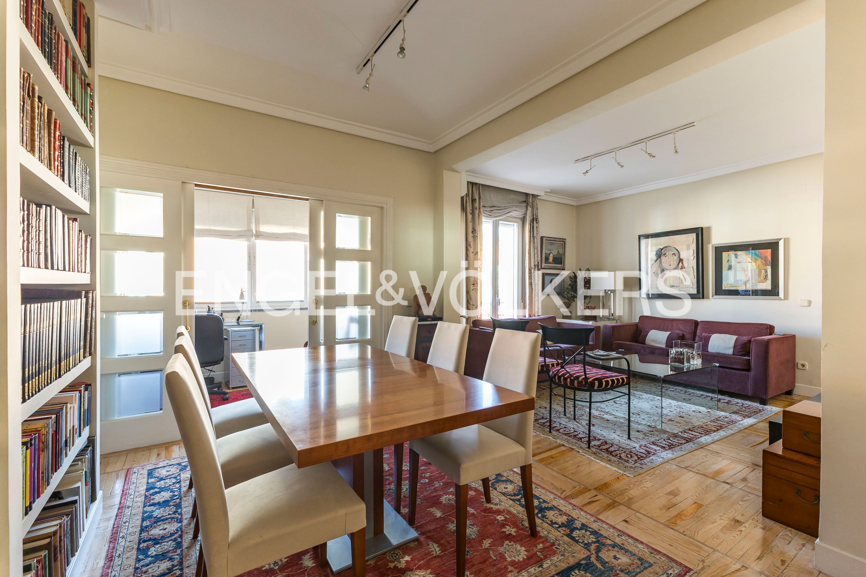 Comedor de Apartamento en venta en  Madrid Capital con Aire acondicionado, Calefacción y Parquet
