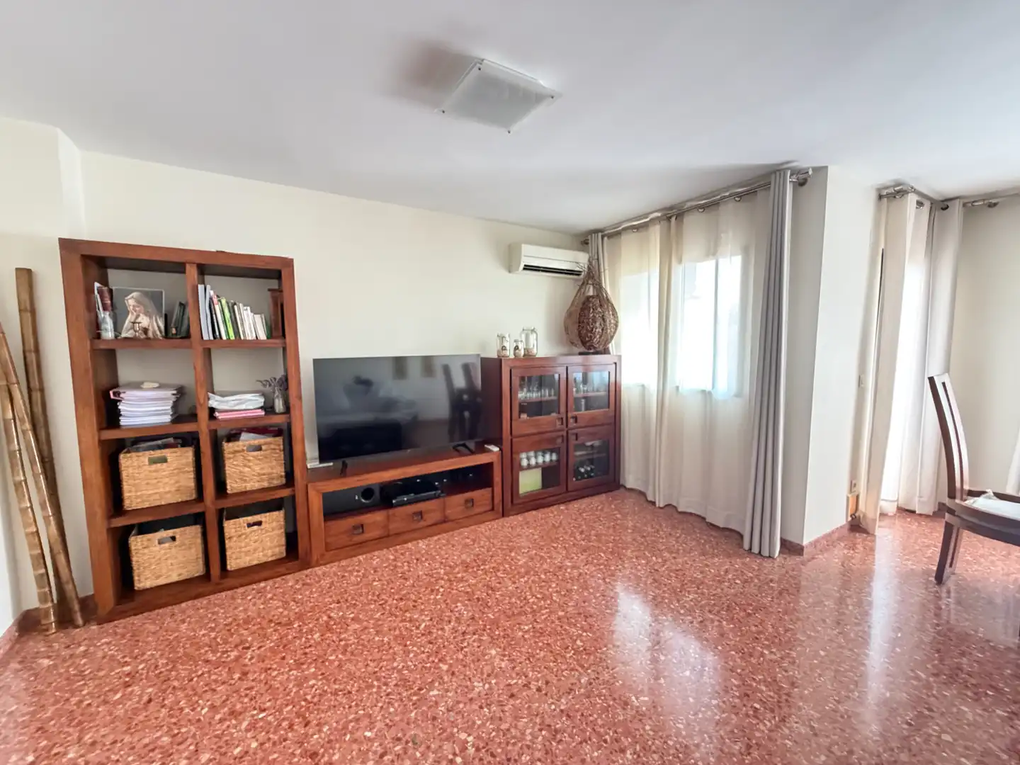 Living room of Flat for sale in Alginet  with Air Conditioner, Heating and Balcony