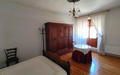 Bedroom of House or chalet for sale in Adanero  with Terrace and Balcony