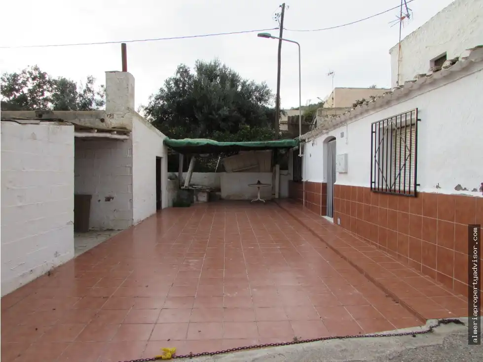Casa rústica en venta en Los Gallardos, imagen 2
