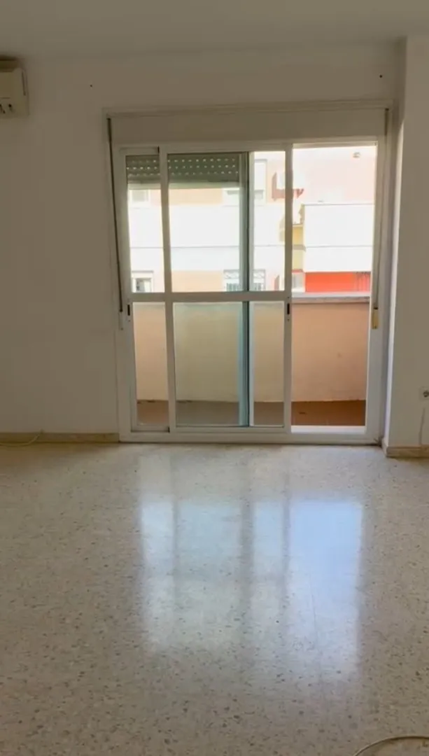 Terrassa de Pis en venda en Tomares amb Aire condicionat i Terrassa