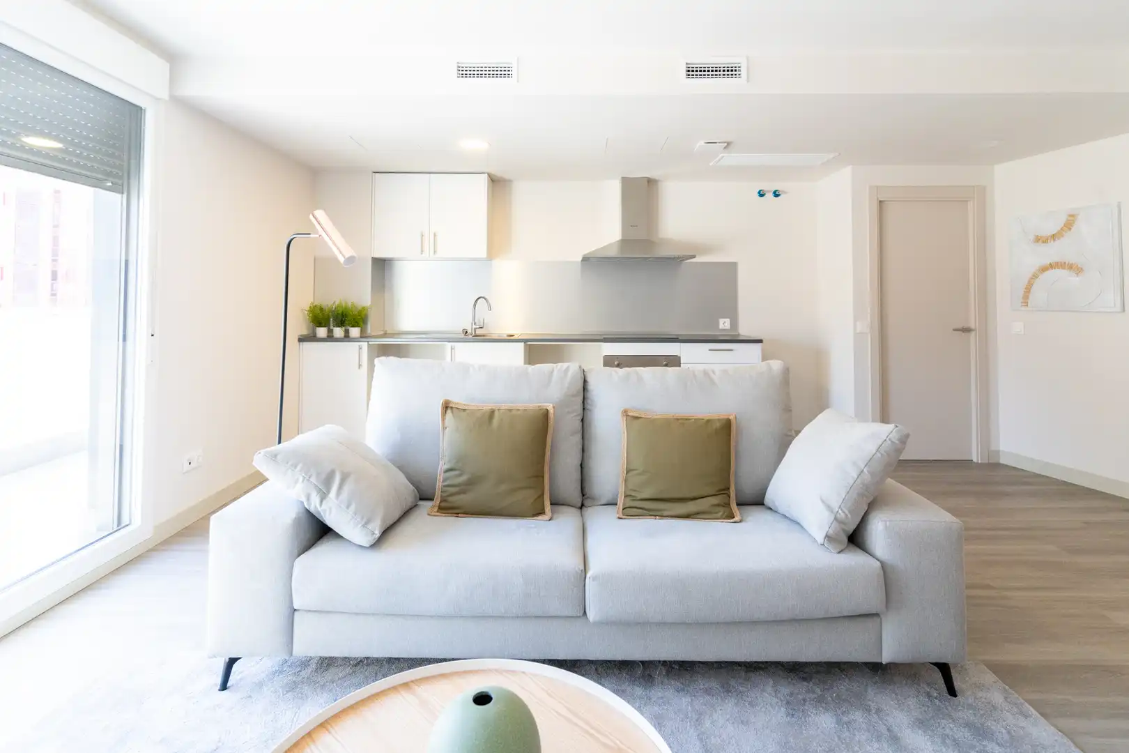 Flat for rent in Calle del Marqués de Viana, 82, Valdeacederas