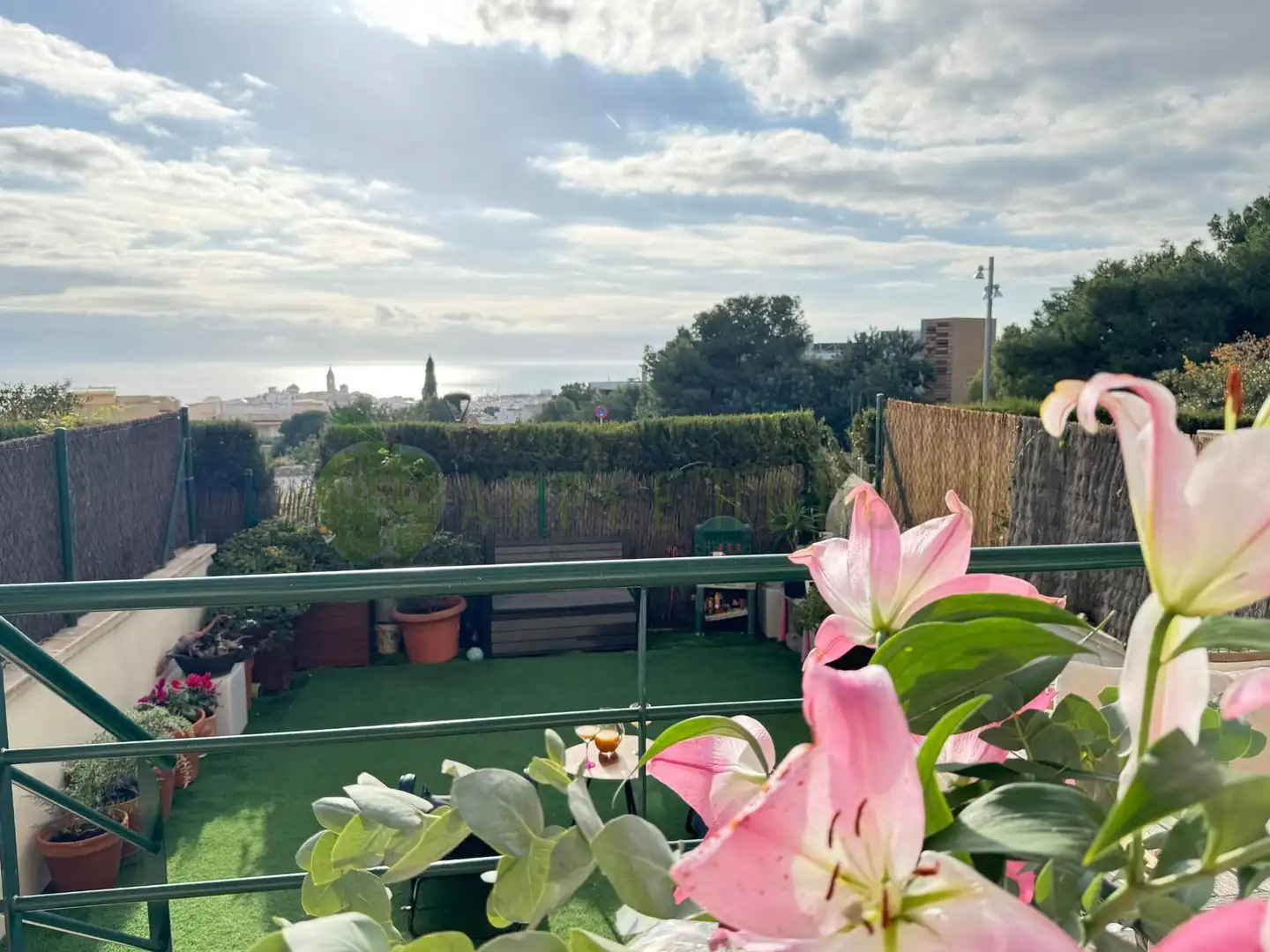 Terraza de Dúplex en venta en Sitges con Aire acondicionado, Calefacción y Jardín privado