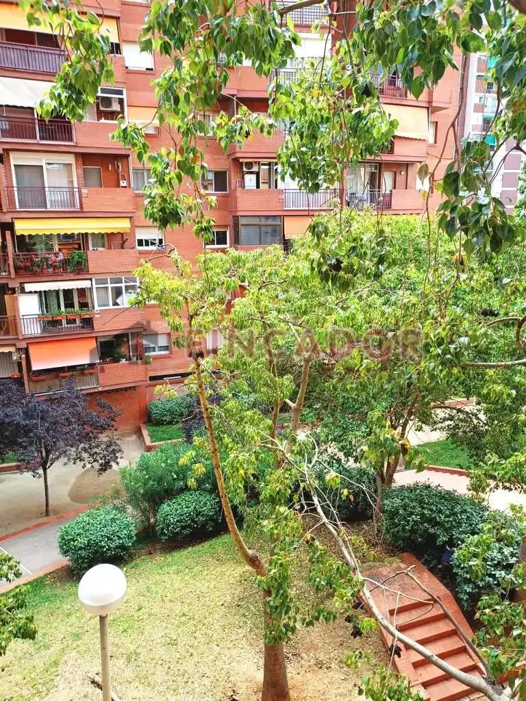 Jardín de Piso en venta en Barcelona con Aire acondicionado, Calefacción y Parquet