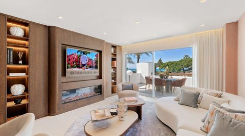 Foto 5 de Apartamento en venta en Las Lomas de Río Verde, Marbella