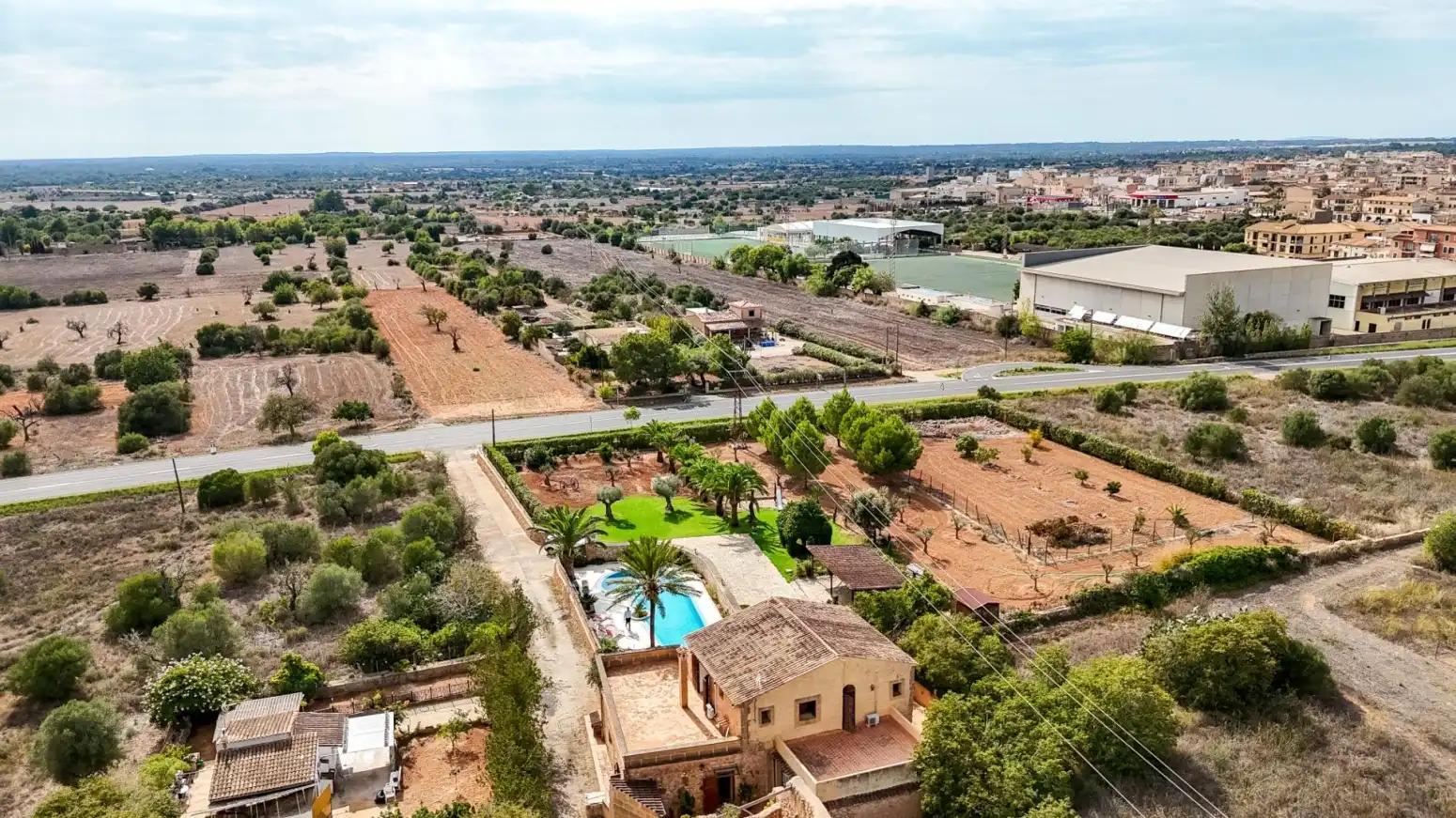 Vista exterior de Casa o xalet en venda en Llucmajor amb Aire condicionat, Calefacció i Terrassa