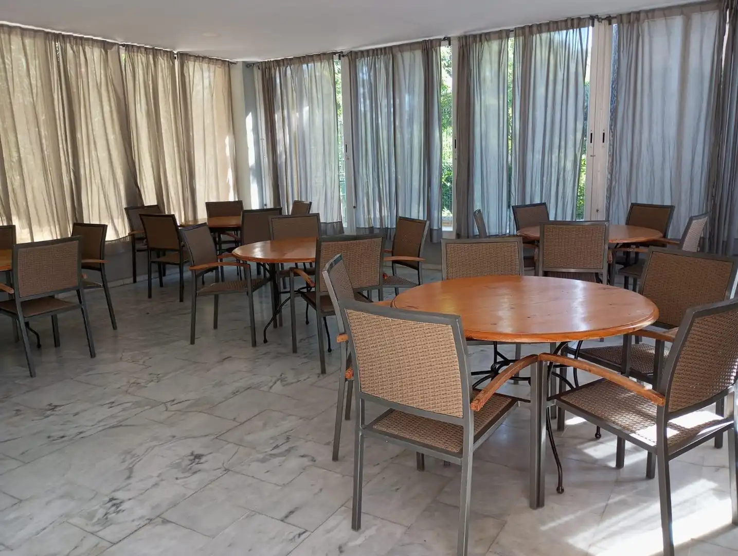 Ático en venta en Tomares con Terraza y Piscina comunitaria