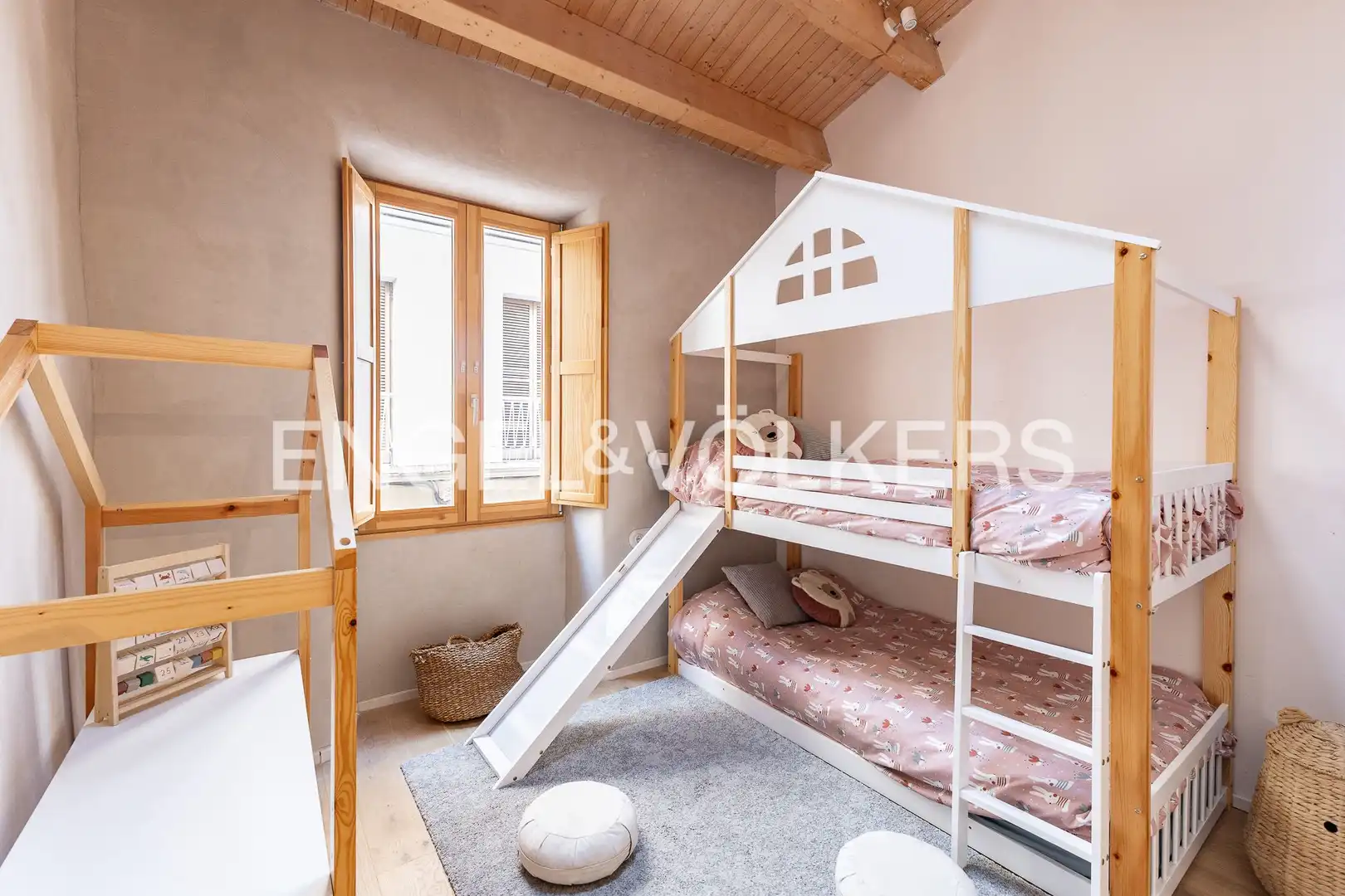 Bedroom of Houses for rent in Sant Pol de Mar  with Air Conditioner, Heating and Parquet flooring