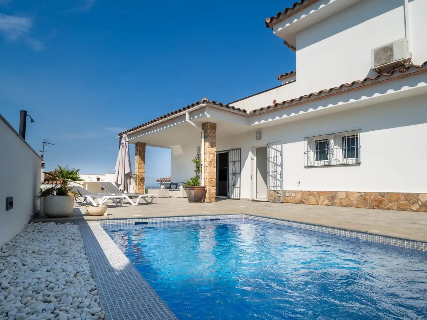 Casa con piscina en venta en Carrer VALL D'ARAN, imagen 36