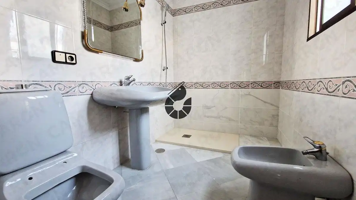 Baño de Piso en venta en Coria del Río