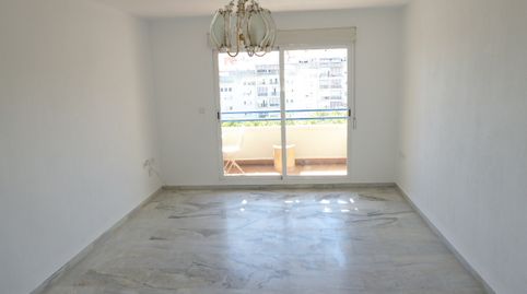 Foto 3 de Ático de alquiler en Calle José Manuel Vallés, 15, Los Jardines de Marbella - La Ermita, Marbella