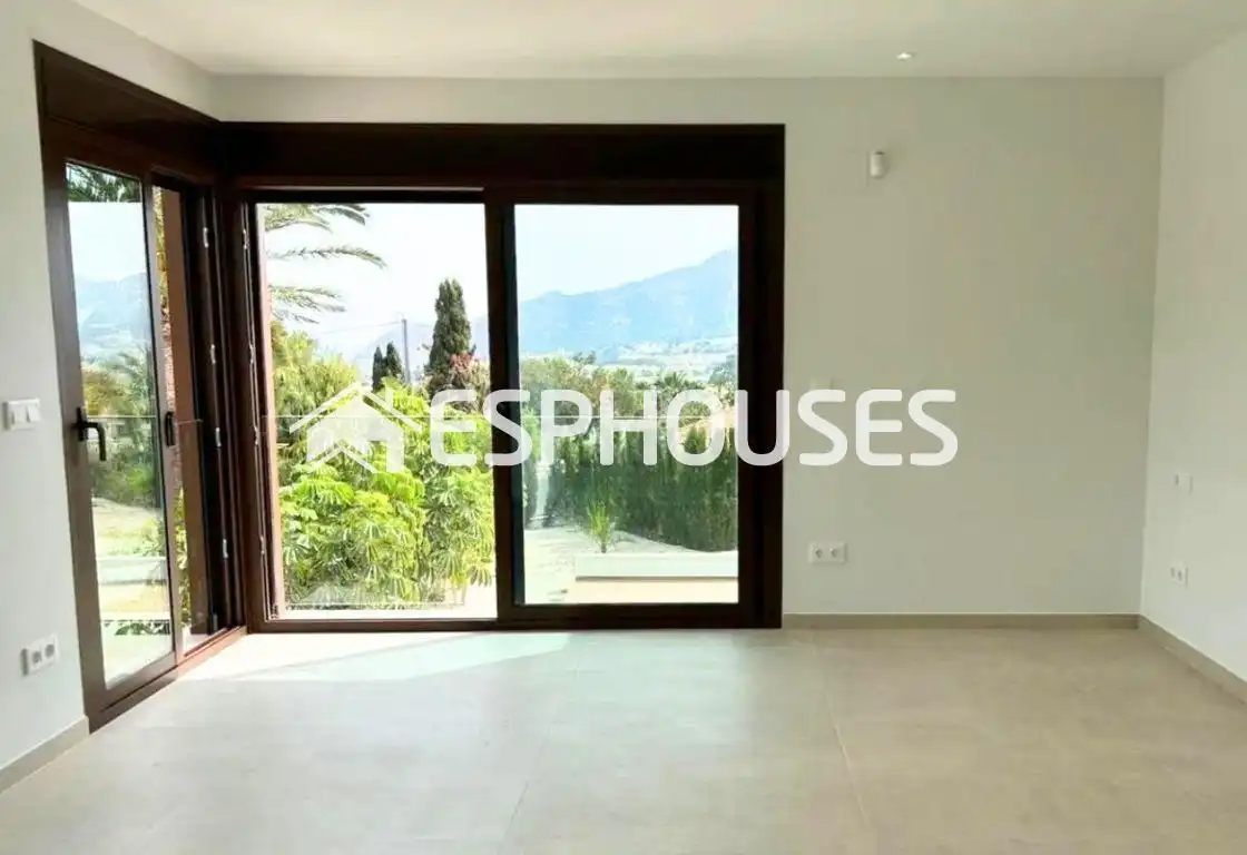 Außenansicht von Haus oder Chalet zum Verkauf in Altea mit Klimaanlage, Schwimmbad und Haustechnik