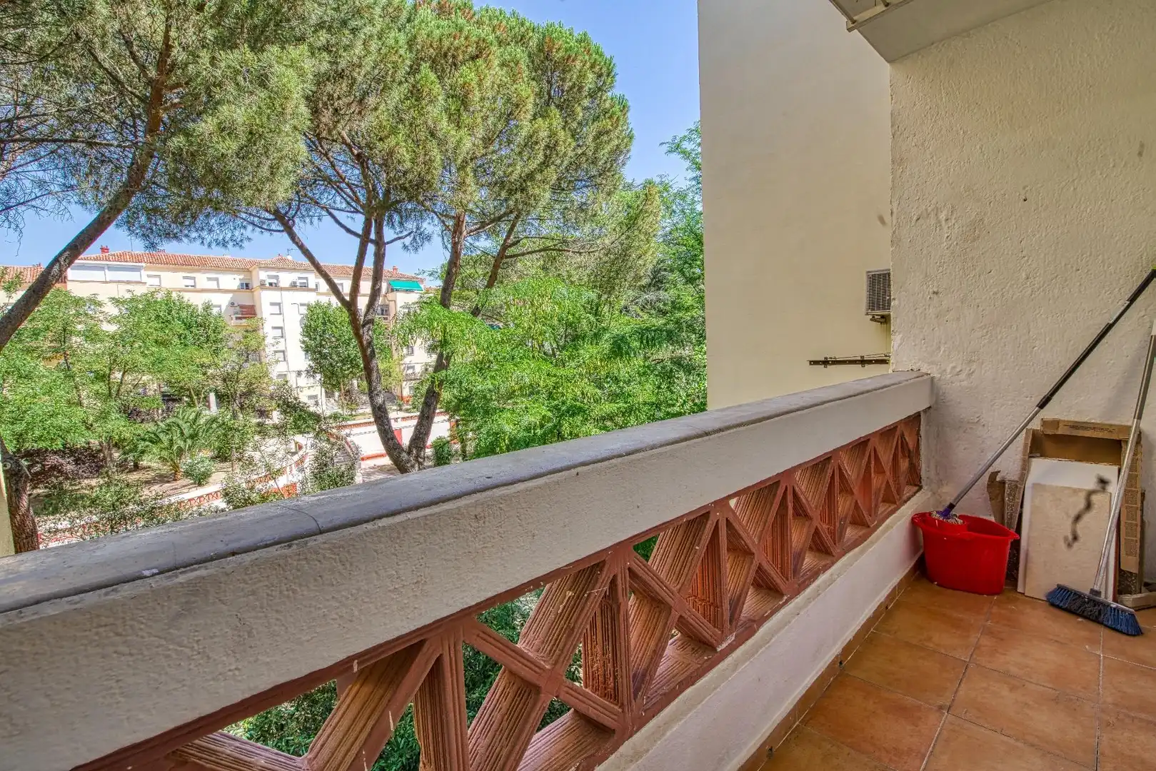 Balcony of Flat for sale in Madrid