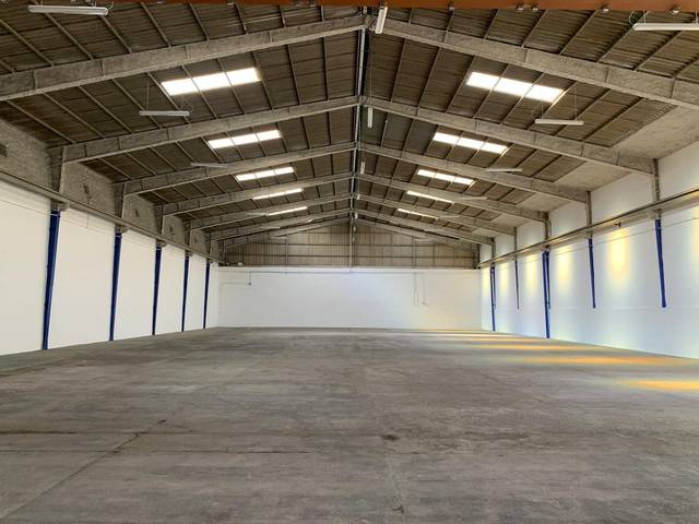 Nave industrial en Alquiler en Buenos Aires - Chamberí - Las Moraditas