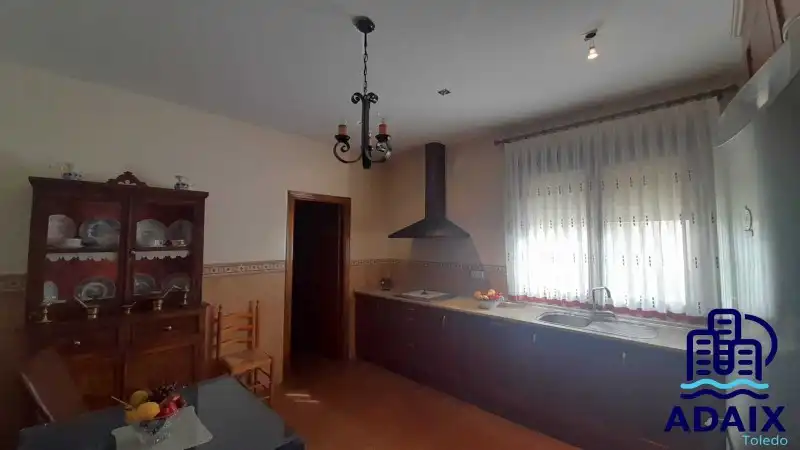 Cuina de Casa o xalet en venda en Marjaliza amb Calefacció