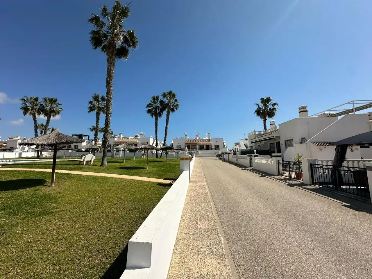 Vista exterior de Apartamento en venta en Orihuela