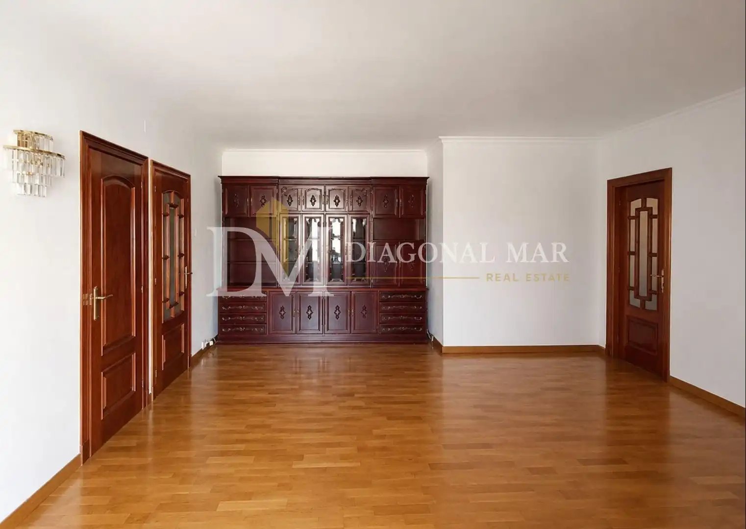 Sala d'estar de Pis en venda en Barcelona amb Calefacció, Traster i Balcó