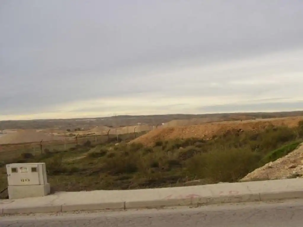 Land for sale in Barajas de Melo