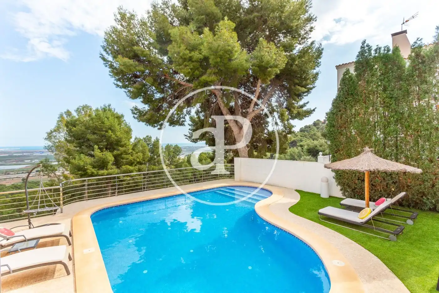 Jardí de Casa o xalet en venda en Sagunto / Sagunt amb Aire condicionat, Calefacció i Jardí privat