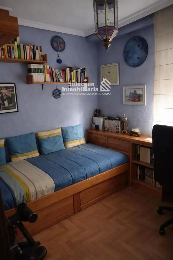 Attic for rent in Garrido Norte