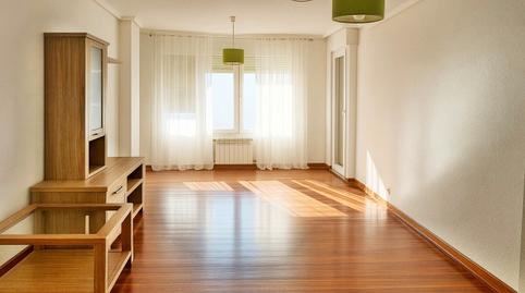 Photo 3 of Flat to rent in Calle Luis Vicente de Velasco, Alisal - San Román, Cantabria