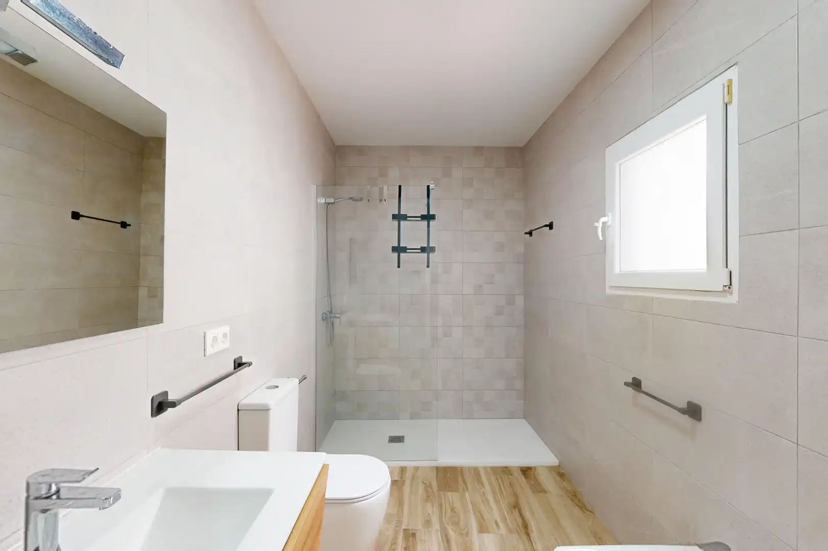 Bathroom of Houses for sale in Murcia  with Air Conditioner, Terrace and Storage room