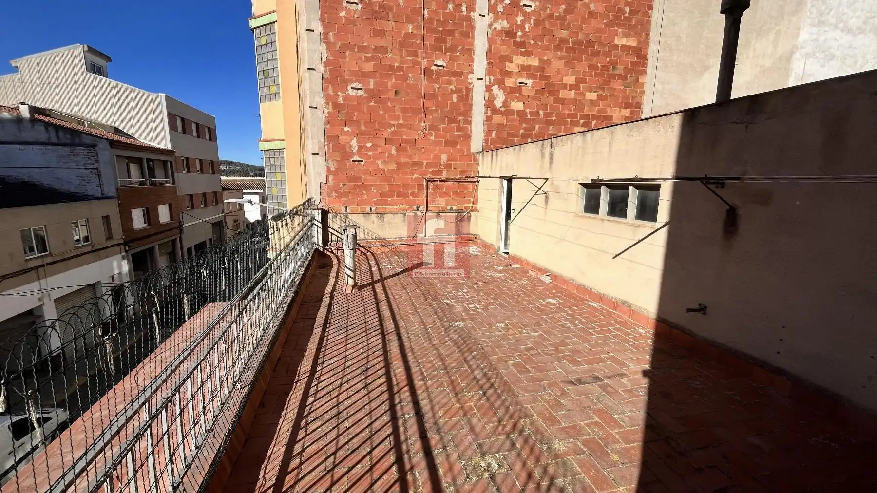 Vista exterior de Casa adosada en venda en Vilafranca del Penedès amb Aire condicionat, Calefacció i Terrassa
