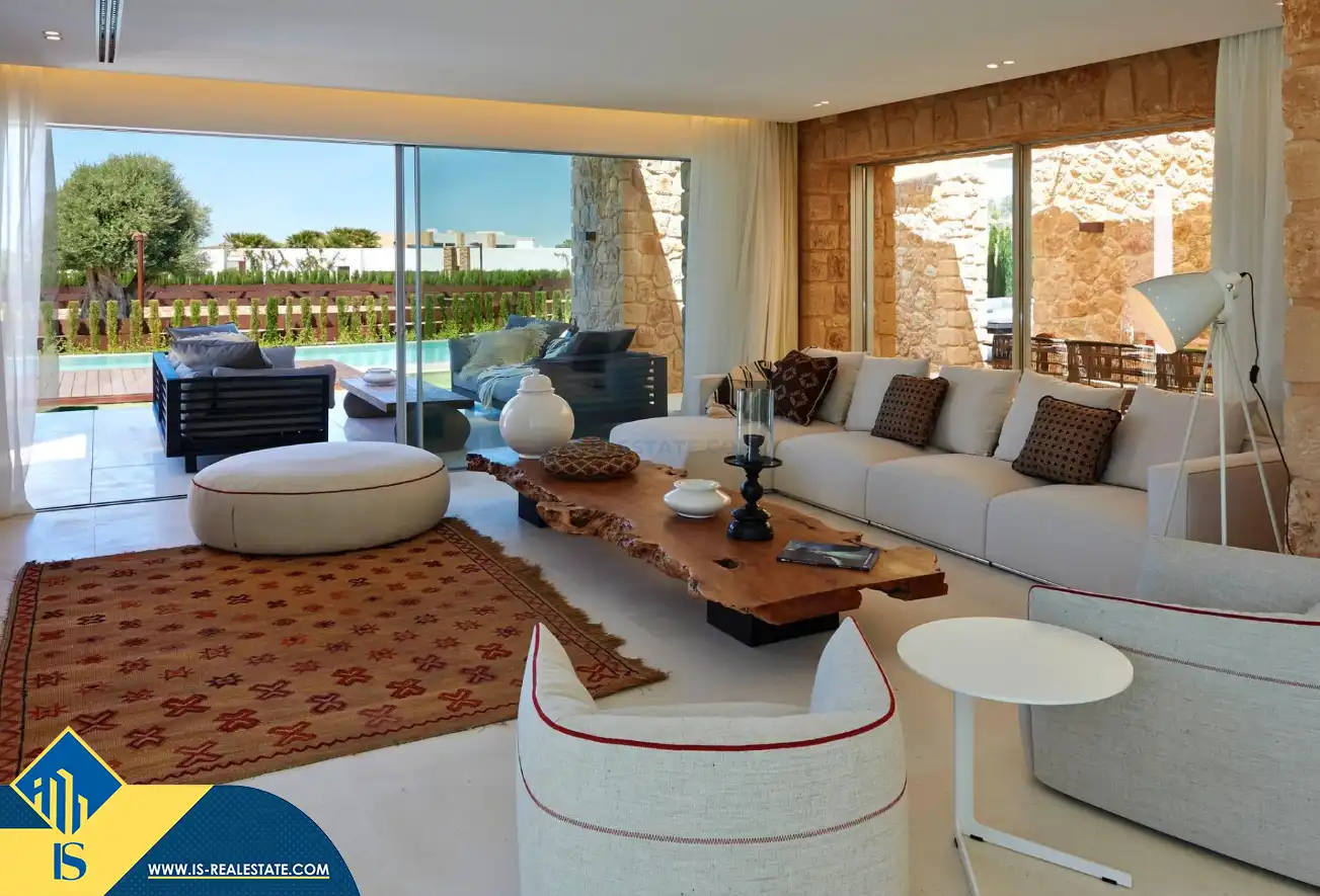 Sala d'estar de Casa o xalet en venda en Sant Josep de sa Talaia amb Aire condicionat, Calefacció i Jardí privat