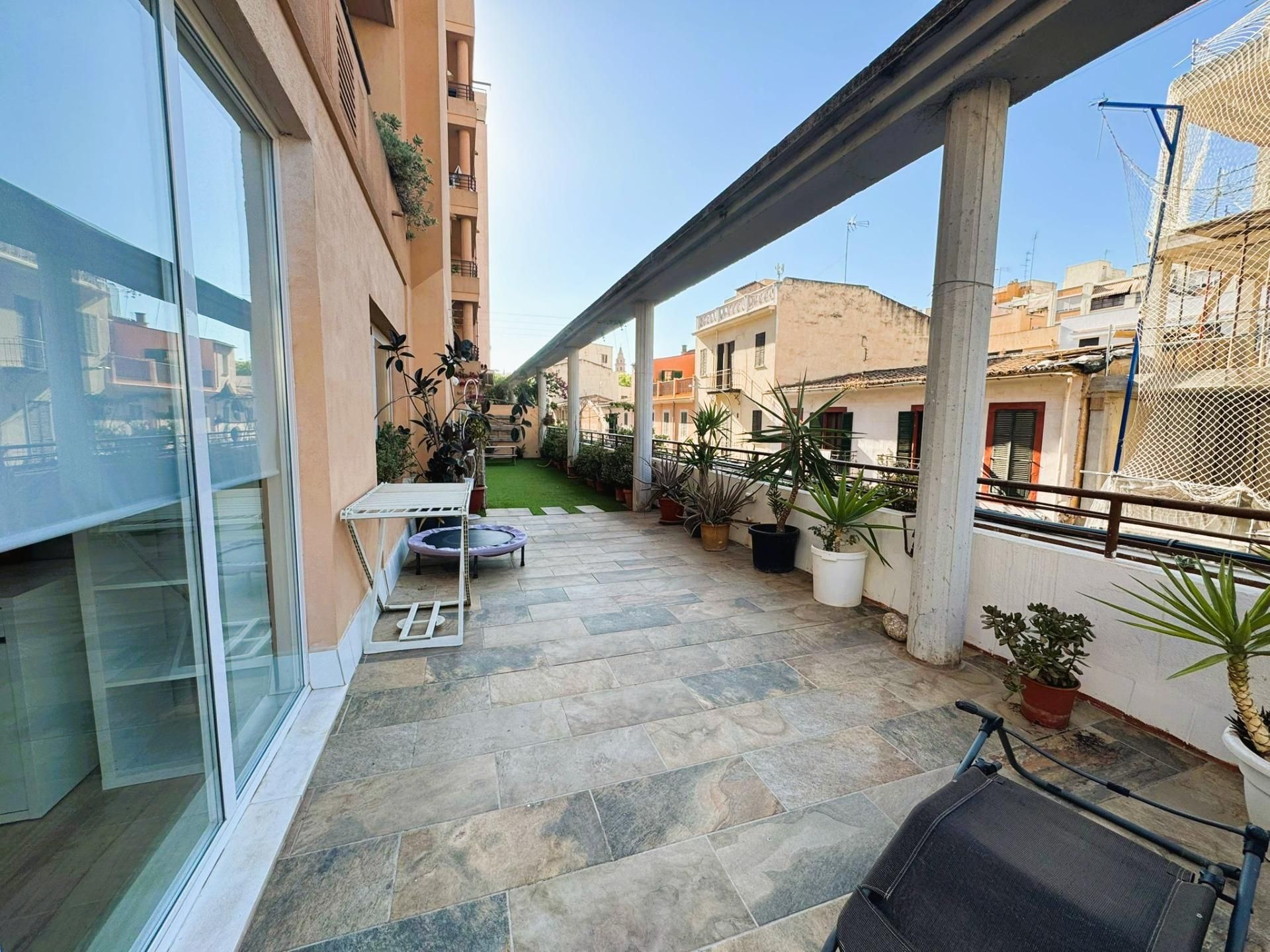 Terrassa de Pis de lloguer en  Palma de Mallorca amb Aire condicionat, Calefacció i Parquet